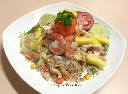 PINEAPPLE FRIED RICE